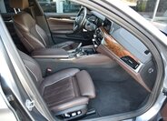 BMW Řada 5 Sedan / Limuzína 4,4 l 340 kw