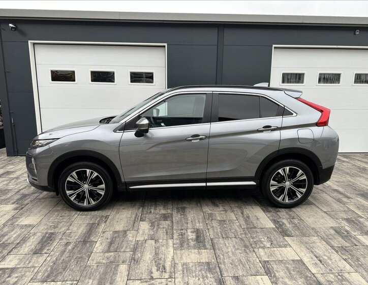 Mitsubishi Eclipse Cross SUV 2,3 l 109 kw