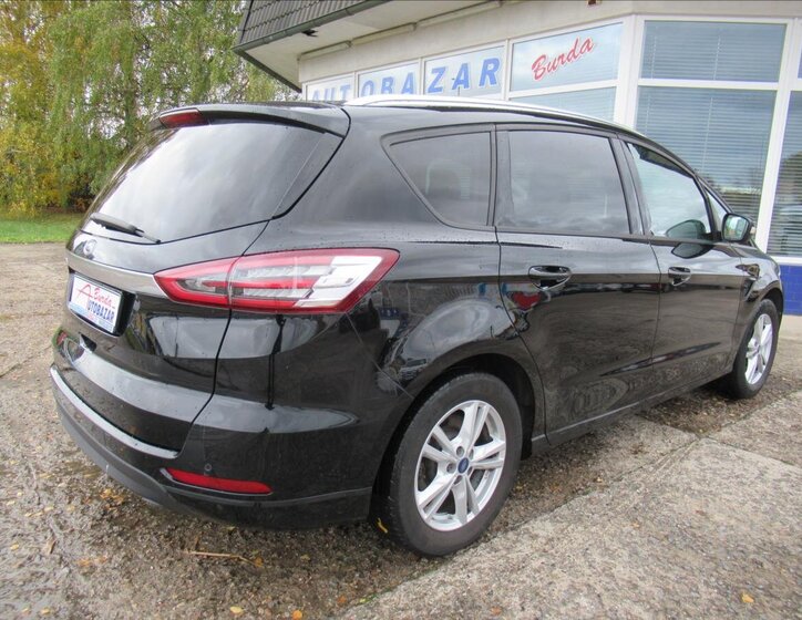 Ford S-MAX Kombi 1,5 l 118 kw