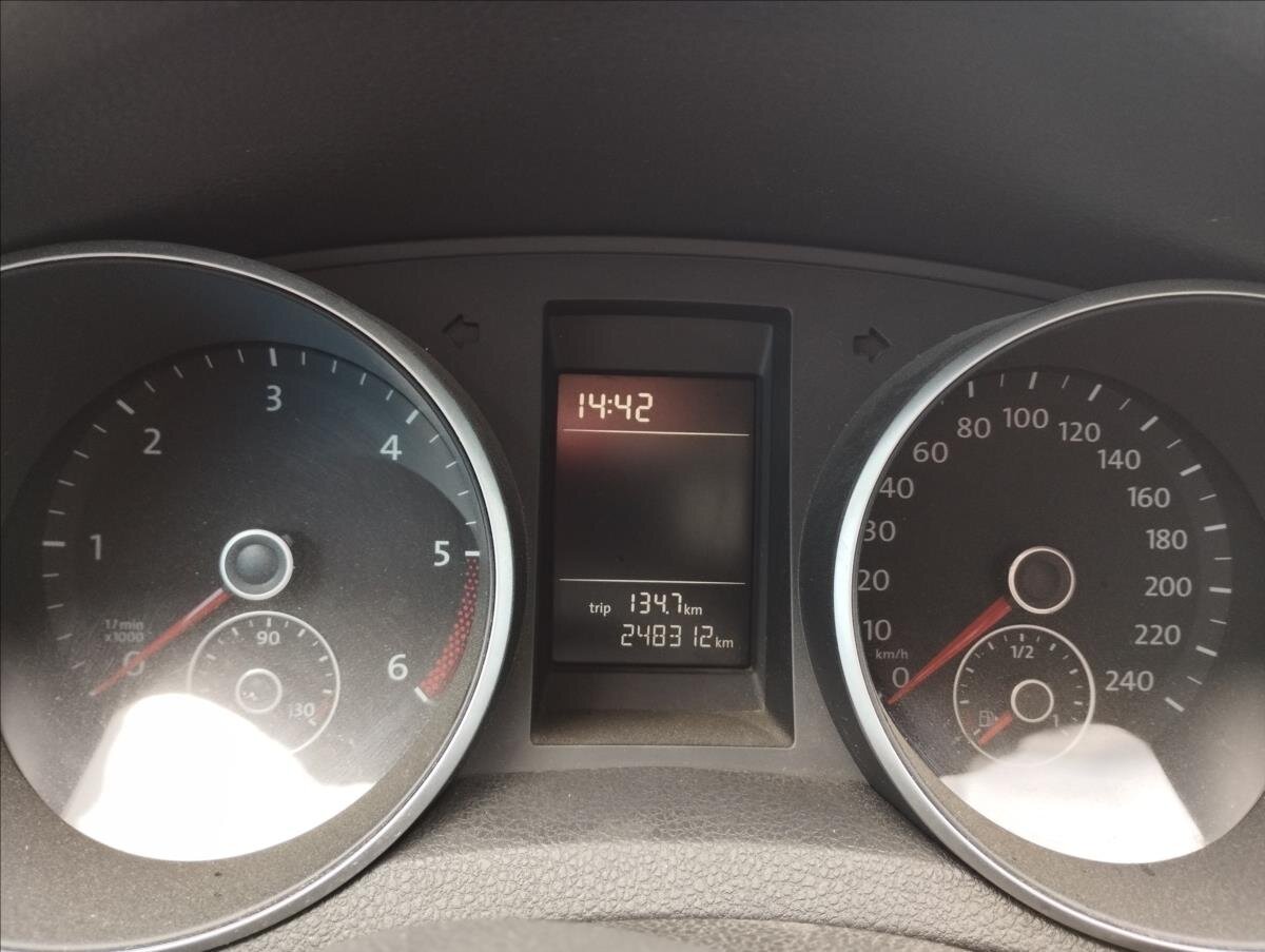 Volkswagen Golf Kombi 1,6 l 77 kw