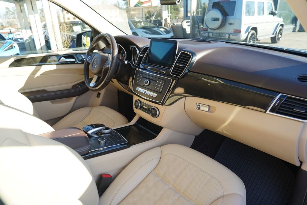 Mercedes-Benz GLE SUV / Terénní 3,0 l 190 kw