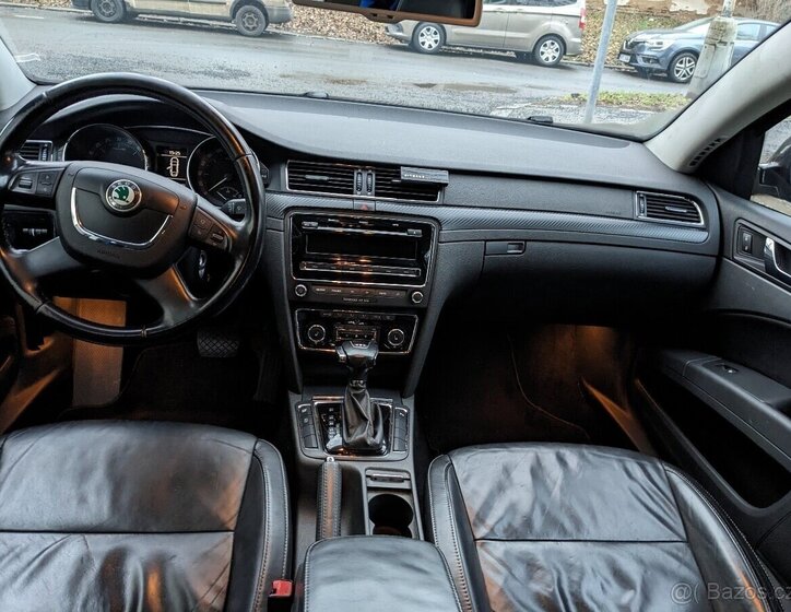 Škoda Superb Sedan 2,0 l 103 kw