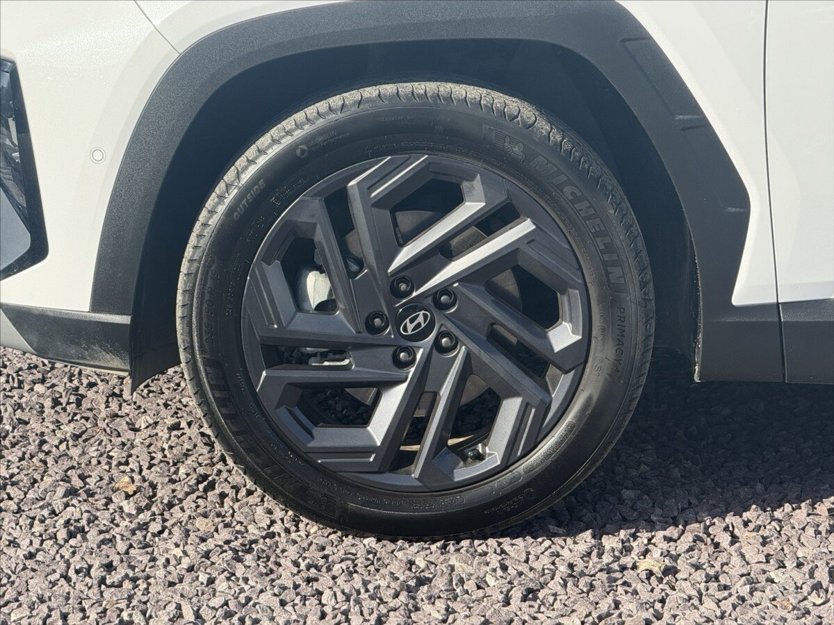 Hyundai Tucson SUV 1,6 l 185 kw