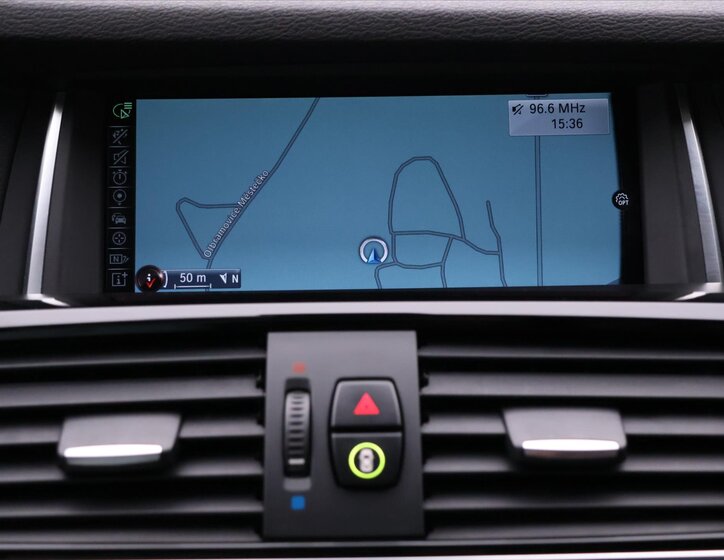 BMW X4 SUV 2,0 l 140 kw