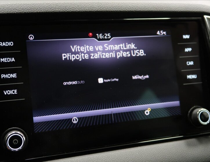 Škoda Karoq SUV / Terénní 1,5 l 110 kw