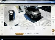 Land Rover Discovery Sport SUV / Terénní 2,0 l 150 kw