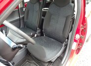 Peugeot 107 Hatchback 998,0 50 kw