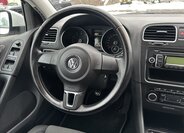 Volkswagen Golf 16