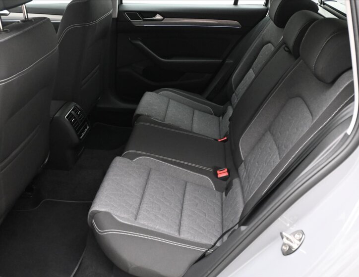 Volkswagen Passat Kombi 2,0 l 110 kw