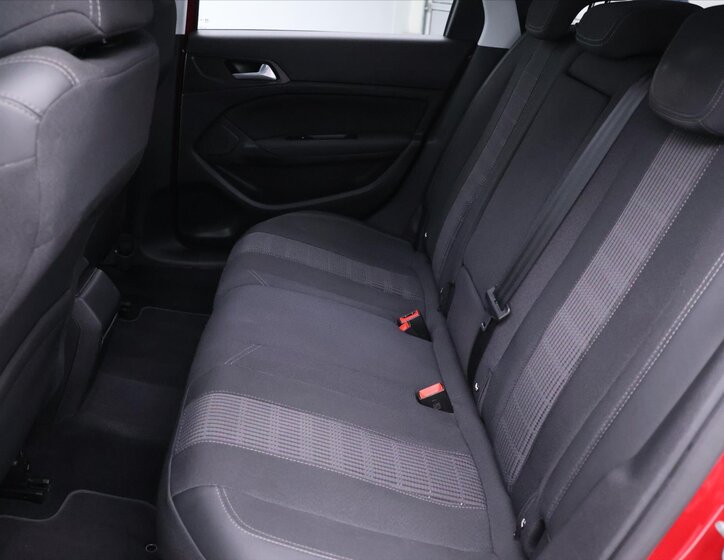 Peugeot 308 Kombi 1,2 l 96 kw
