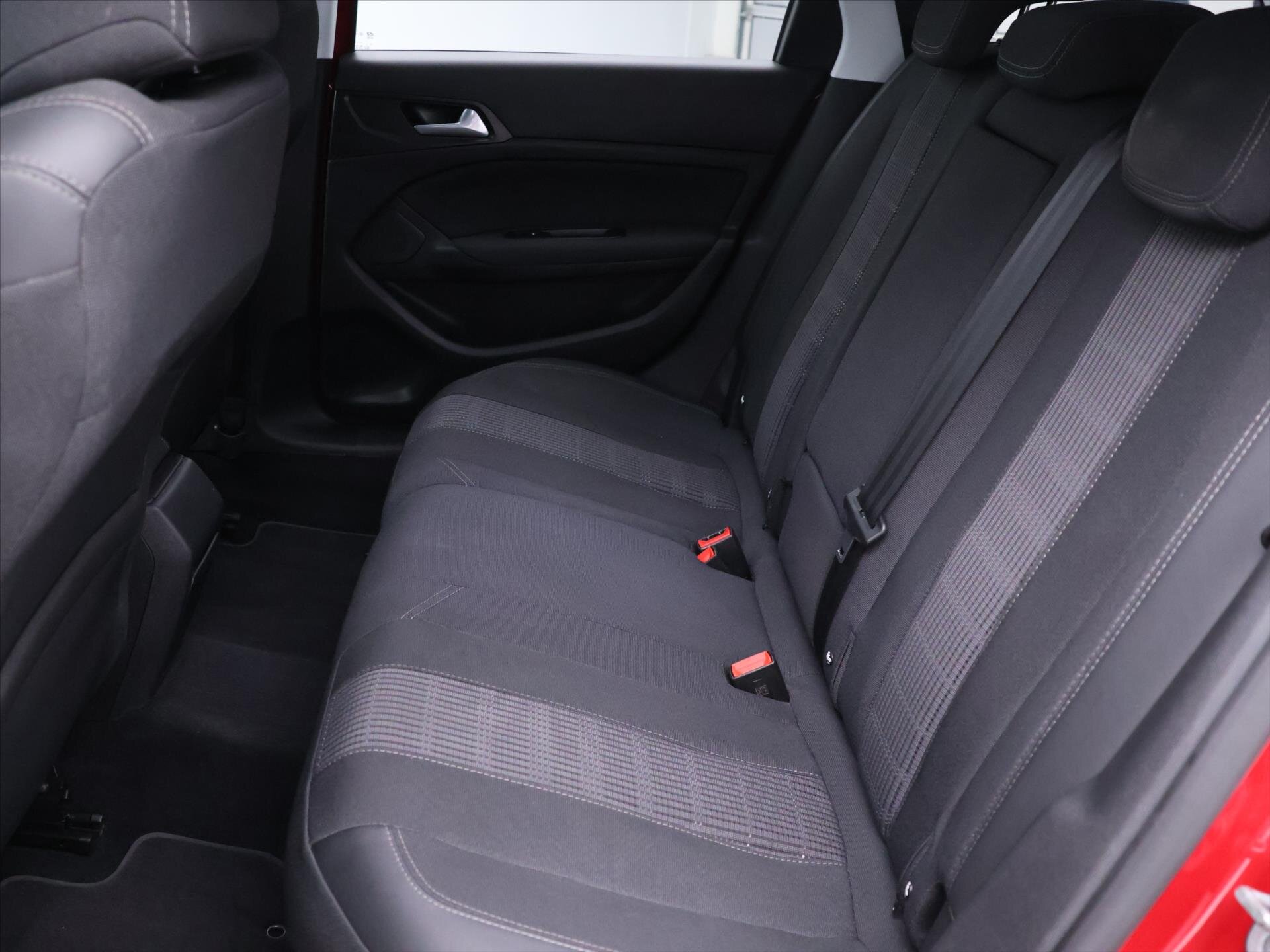 Peugeot 308 Kombi 1,2 l 96 kw