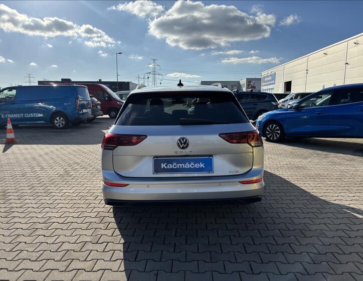 Volkswagen Golf Kombi 1,5 l 110 kw