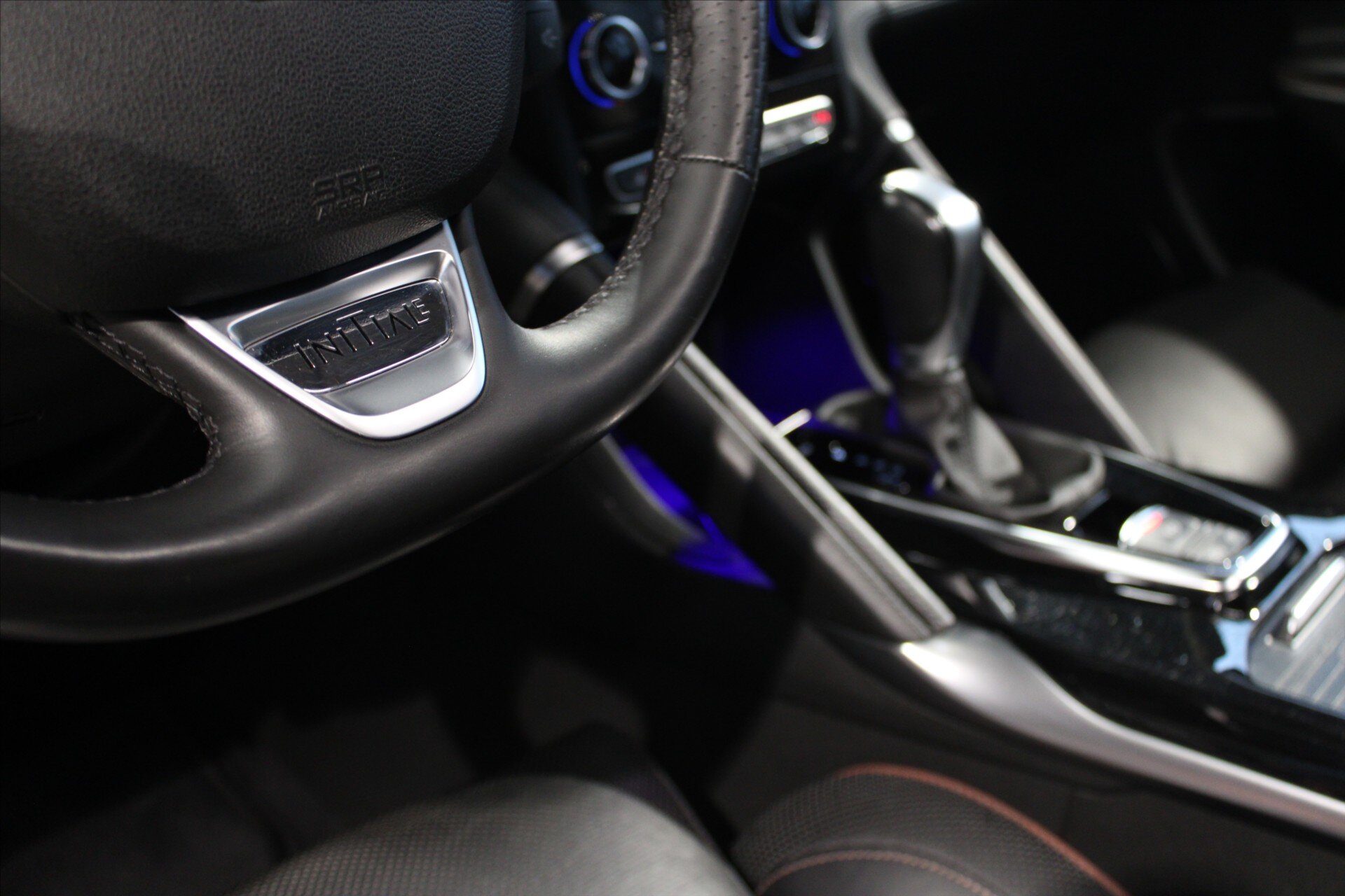 Renault Koleos SUV / Terénní 2,0 l 140 kw