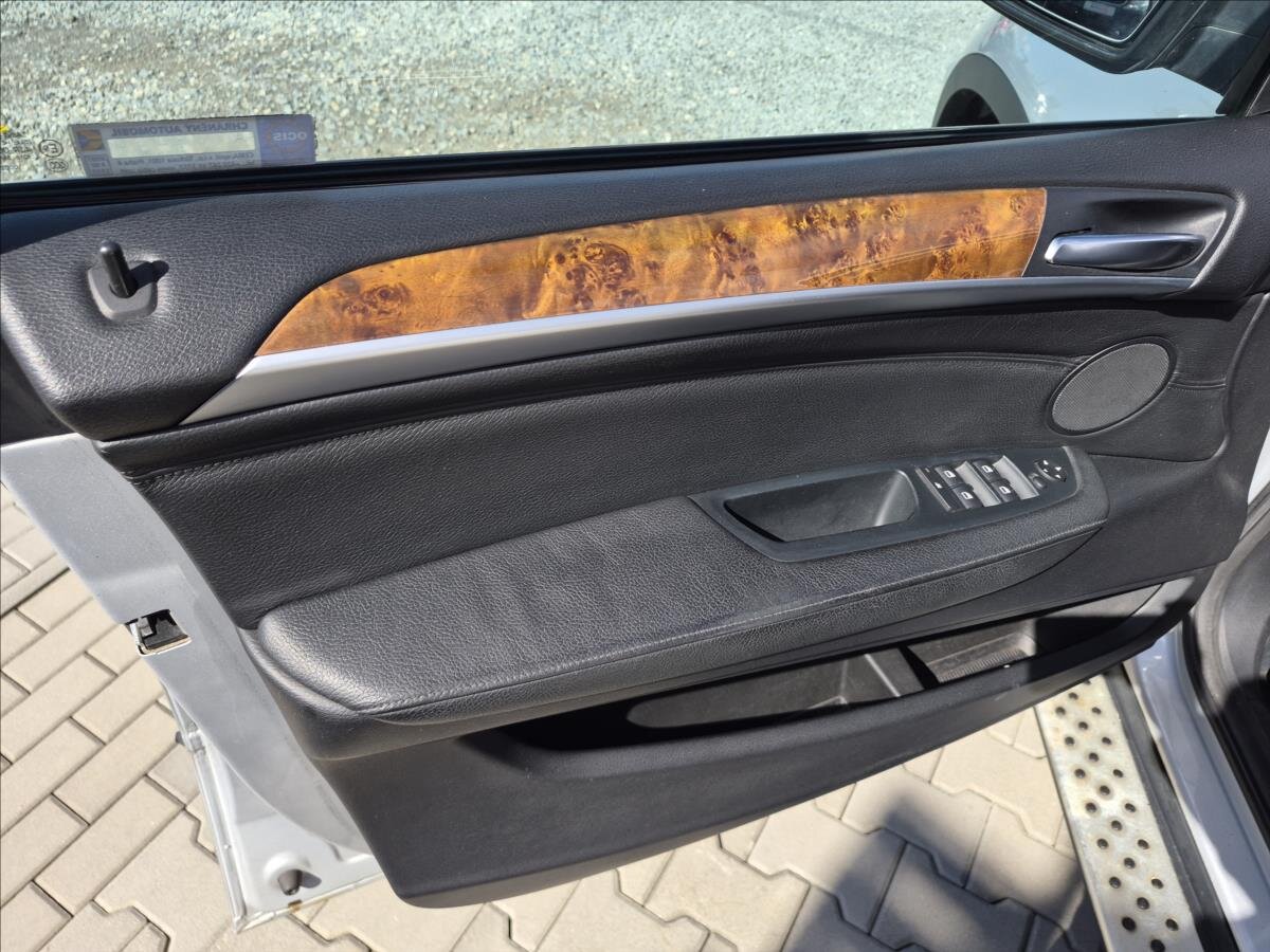 BMW X5 SUV / Terénní 3,0 l 173 kw