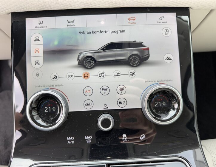 Land Rover Range Rover Velar SUV / Terénní 2,0 l 177 kw