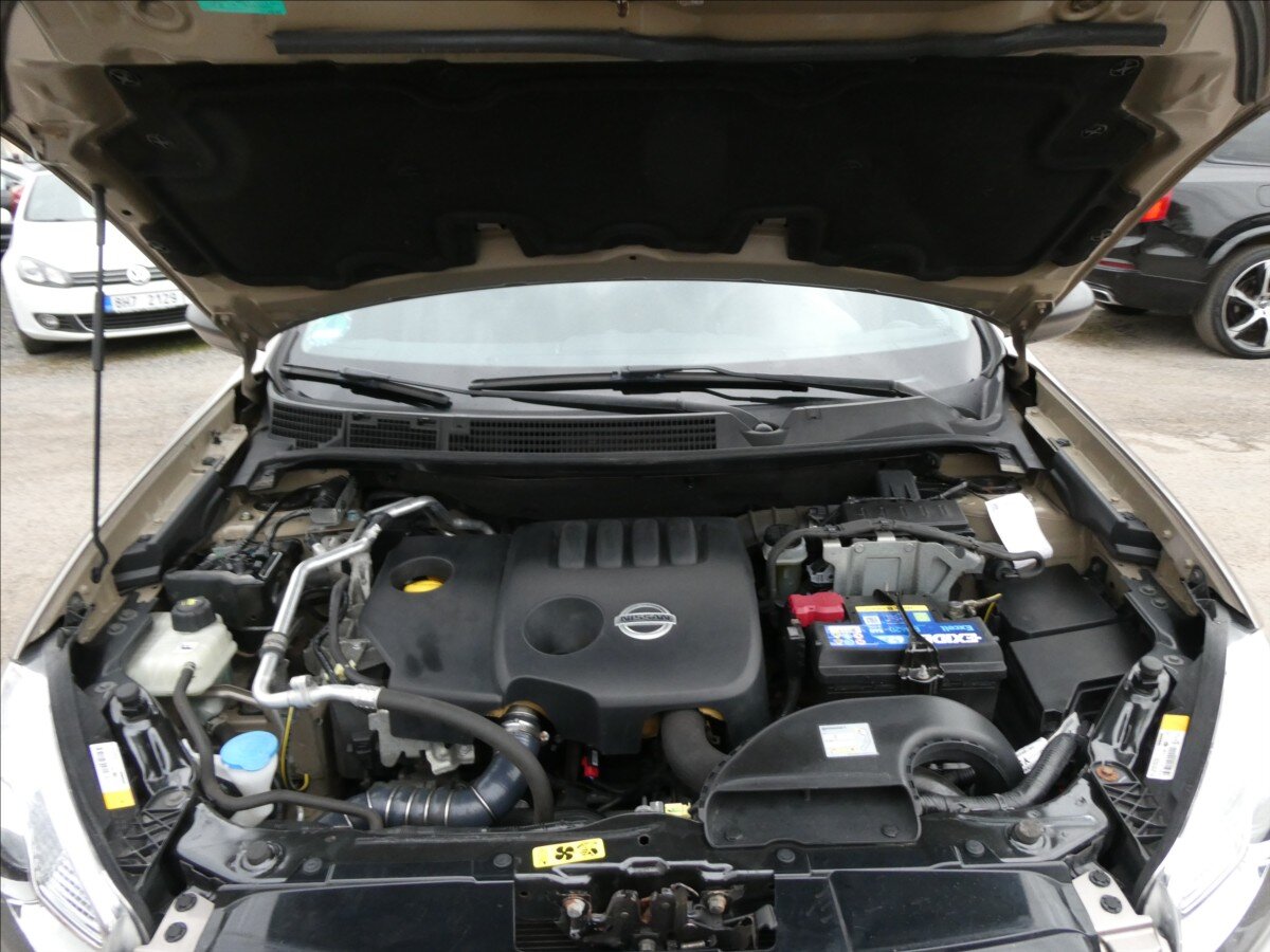 Nissan Qashqai SUV / Terénní 1,5 l 78 kw
