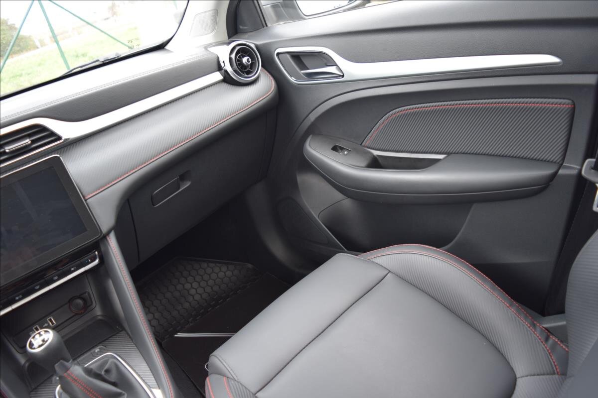 MG ZS Hatchback 1,5 l 78 kw