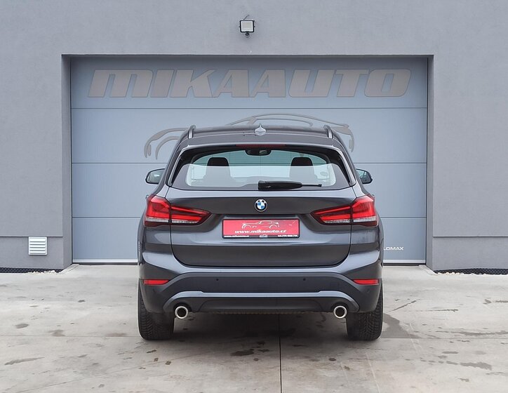 BMW X1 6