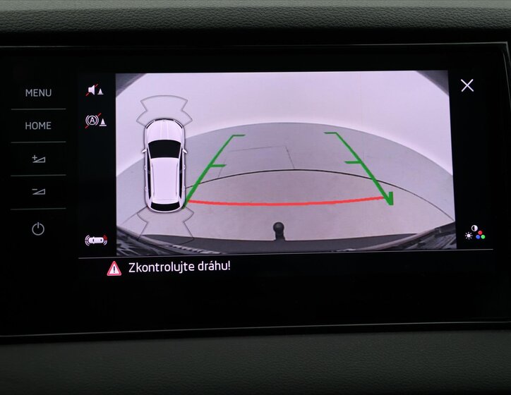Škoda Karoq SUV 999,0 85 kw