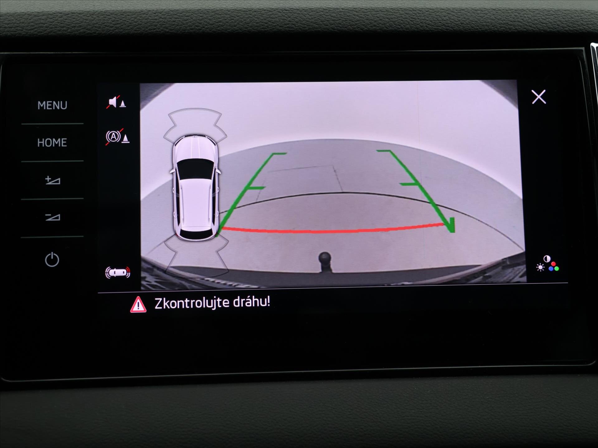 Škoda Karoq SUV 999,0 85 kw