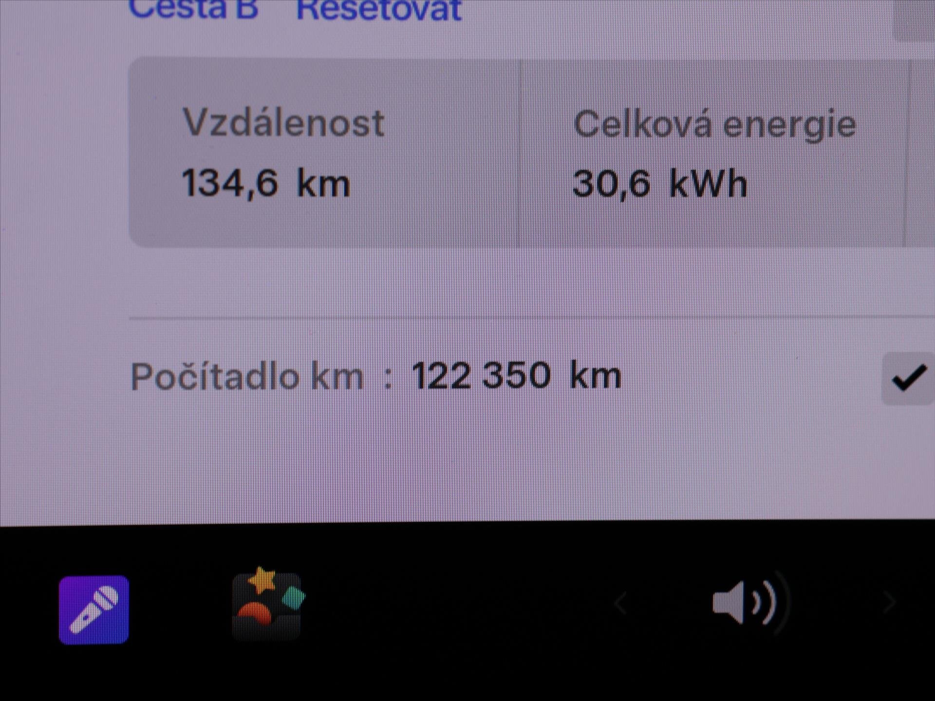 Tesla Model 3 Sedan 0,0 239 kw