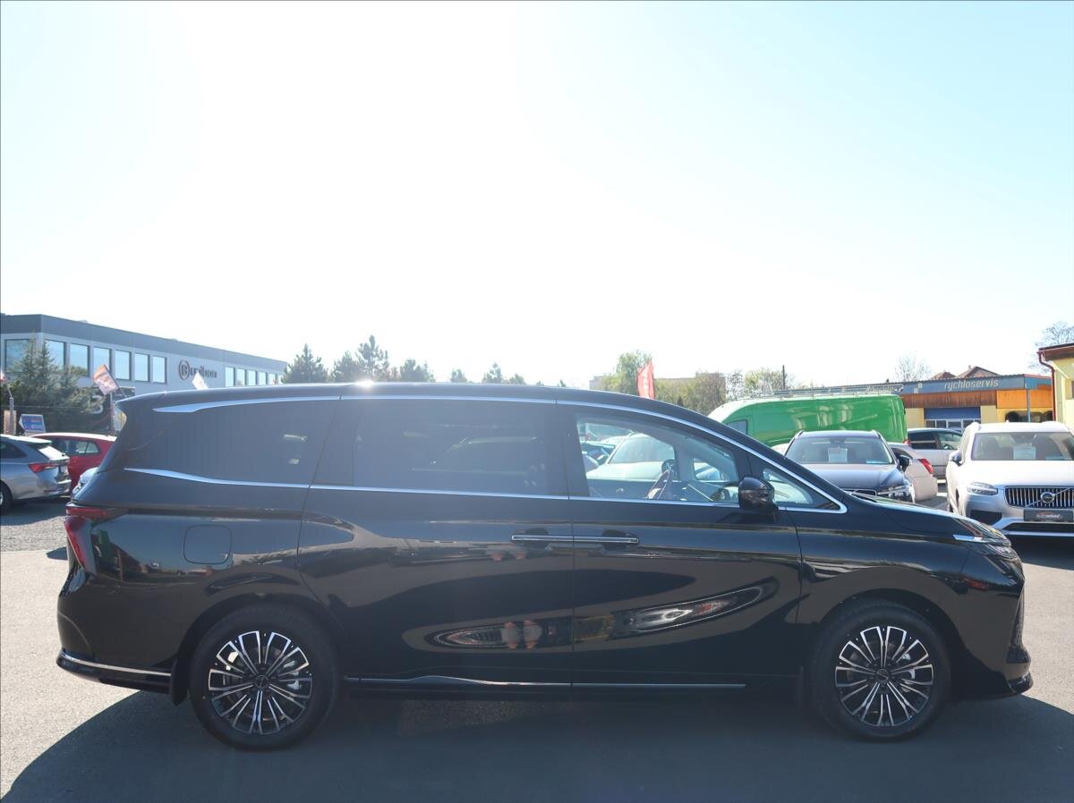 Dongfeng U-Tour MPV 1,5 l 255 kw