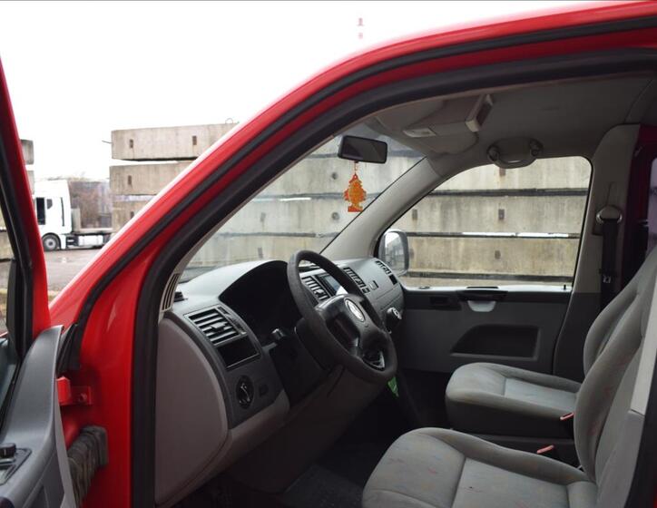 Volkswagen Transporter 13