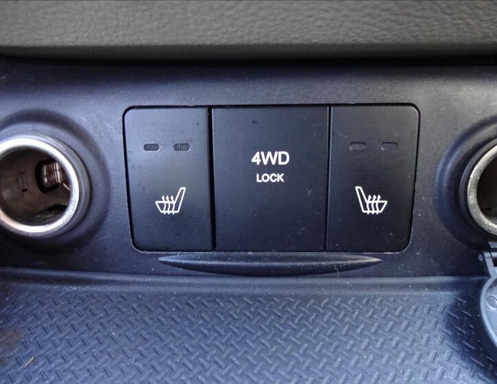 Hyundai Santa Fe SUV / Terénní 2,2 l 114 kw