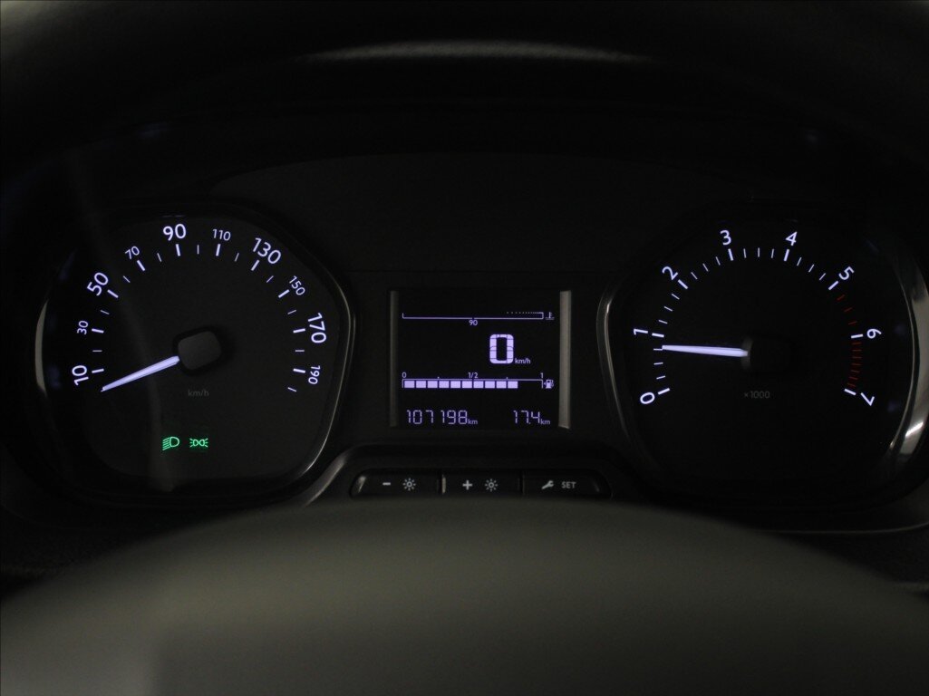 Peugeot Expert Skříň 2,0 l 106 kw