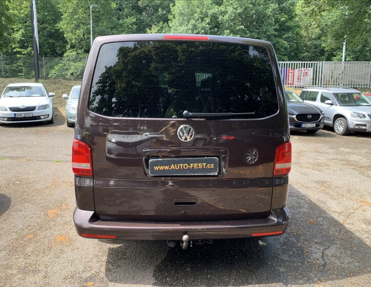 Volkswagen Caravelle 6