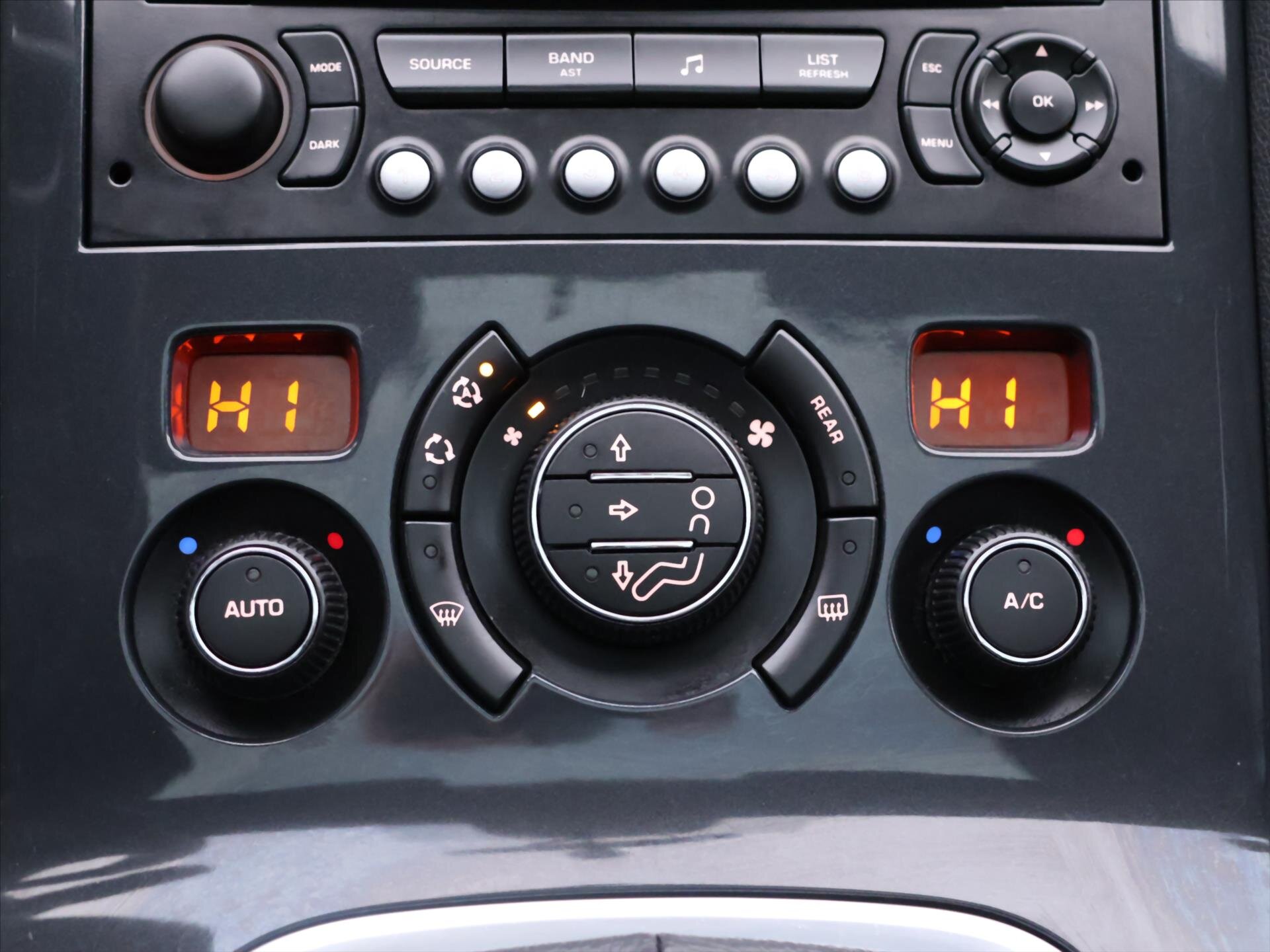 Peugeot 5008 MPV 1,6 l 88 kw