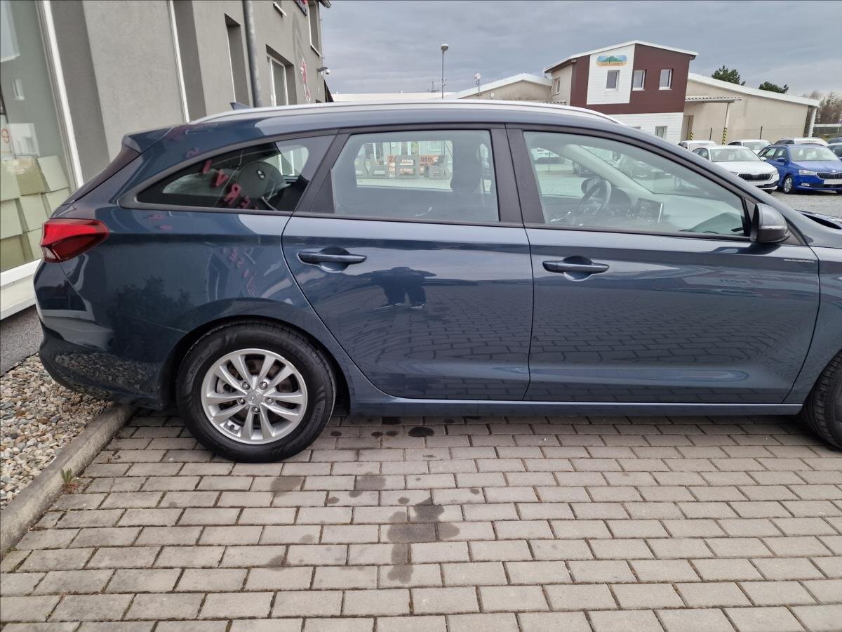 Hyundai i30 Kombi 1,6 l 85 kw
