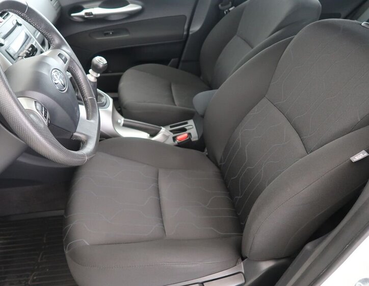 Toyota Auris Hatchback 1,6 l 97 kw
