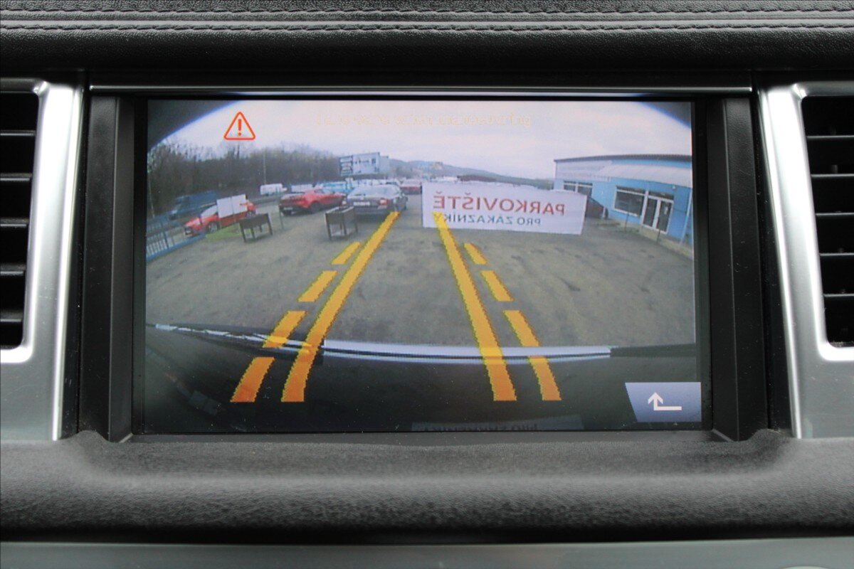 Land Rover Range Rover Sport SUV / Terénní 3,0 l 180 kw