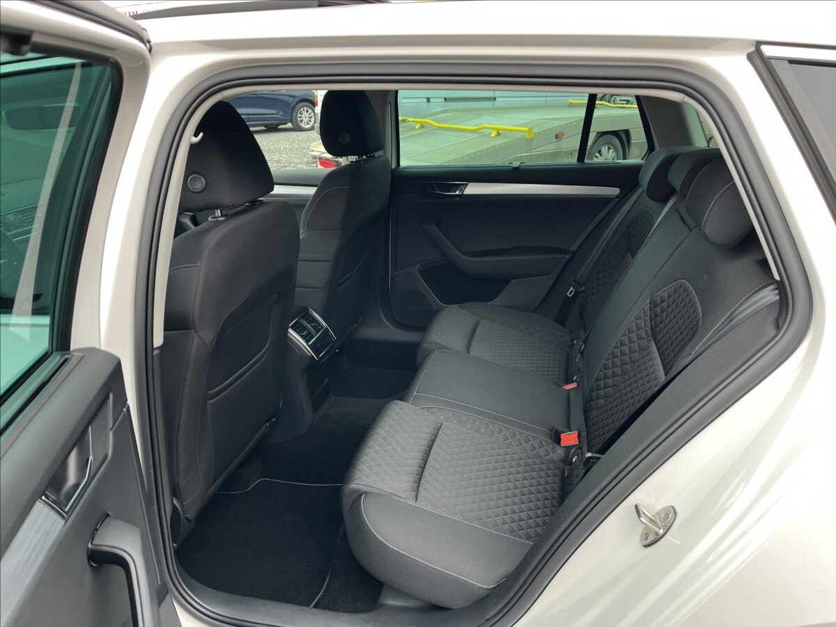 Škoda Superb Kombi 2,0 l 110 kw
