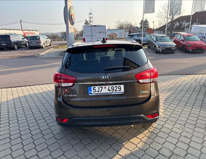 KIA Carens Kombi 1,7 l 104 kw