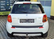Suzuki SX4 Hatchback 2,0 l 99 kw