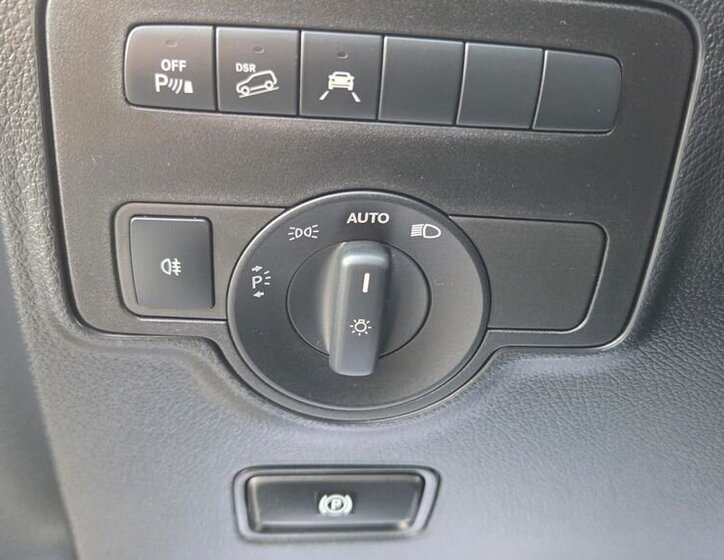 Mercedes-Benz Vito VAN / Minibus 2,0 l 174 kw