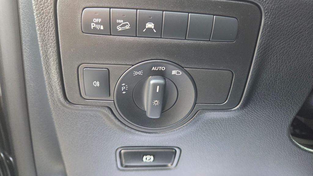 Mercedes-Benz Vito VAN / Minibus 2,0 l 174 kw