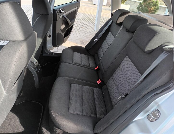 Škoda Octavia Kombi 1,4 l 90 kw