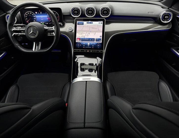 Mercedes-Benz Třídy C 12