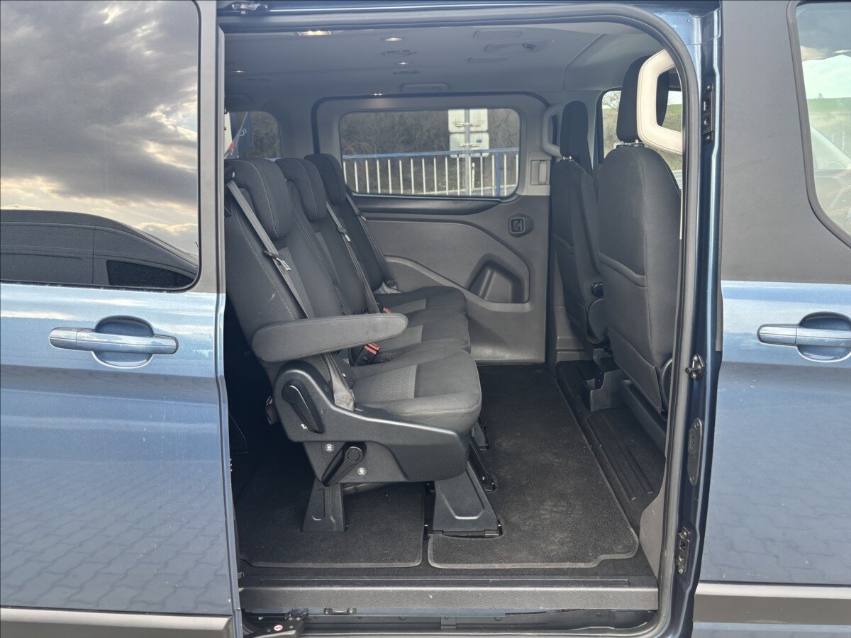 Ford Tourneo Custom Kombi 2,0 l 136 kw