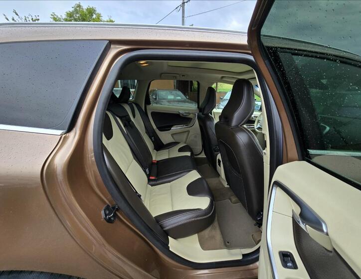 Volvo XC60 17