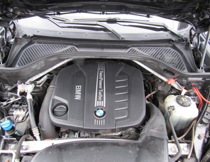 BMW X6 SUV / Terénní 3,0 l 190 kw