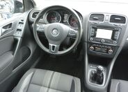 Volkswagen Golf 12
