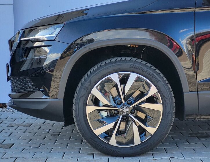 Škoda Karoq SUV / Terénní 1,5 l 110 kw