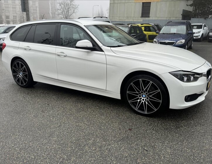 BMW Řada 3 16
