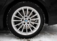 BMW Řada 5 Kombi 3,0 l 195 kw