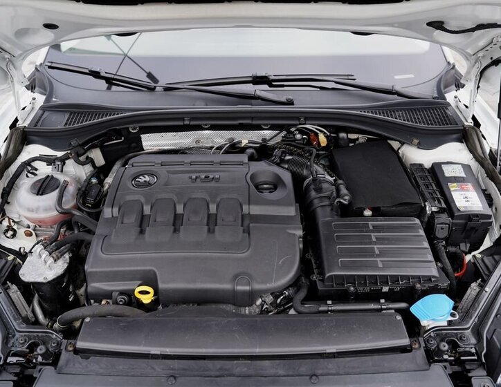 Škoda Superb Sedan 2,0 l 140 kw