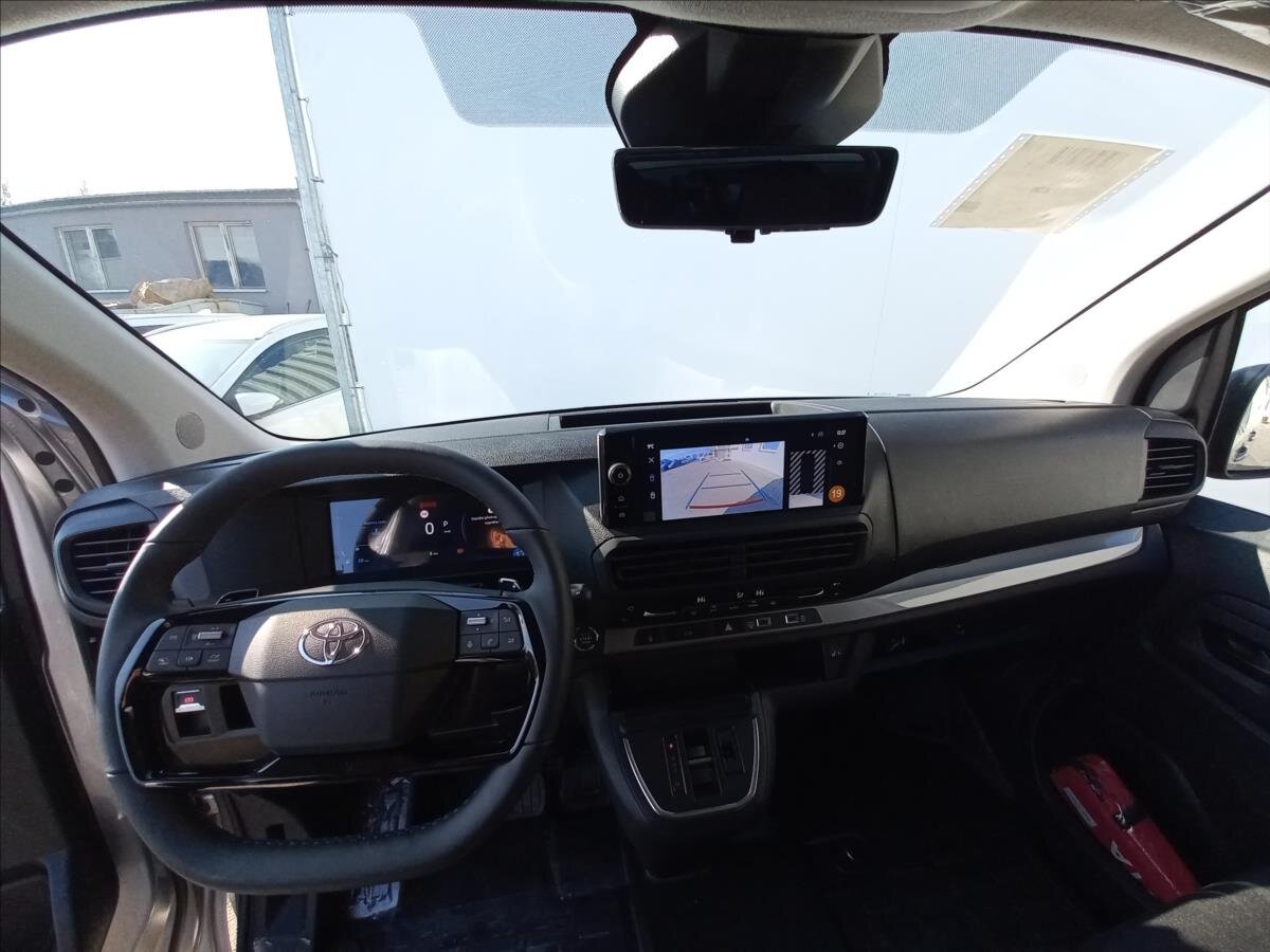 Toyota ProAce VAN-Minibus 2,0 l 130 kw